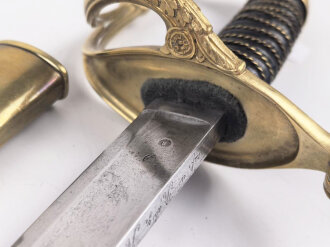 Frankreich, Säbel mit Lederscheide, diese zum Teil mit älterer Reparatur. Hersteller Klingenthal