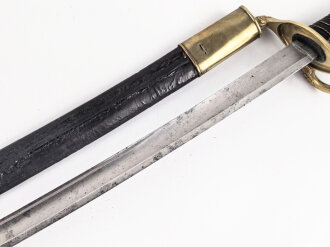 Frankreich, Säbel mit Lederscheide, diese zum Teil mit älterer Reparatur. Hersteller Klingenthal