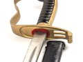 Bayern, Säbel für Infanterie Offiziere Modell 1855.  Scheide Originallack, das Gefäß neuzeitlich mit goldbronze lackiert. Saubere Klinge mit beidseitiger Ätzung " In Treue Fest"