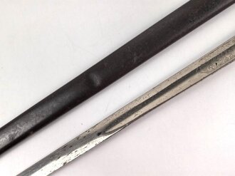 Preußen, Kavallerie Degen KD89 für einen Angehörigen im " Husaren Regiment No. 16"  Doppelseitig Geäzte Klinge, Klingenschraube anscheinend verkantet eingedreht, Griff wackelt