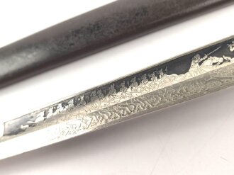 Preußen, Kavallerie Degen KD89 für einen Angehörigen im " Husaren Regiment No. 16"  Doppelseitig Geäzte Klinge, Klingenschraube anscheinend verkantet eingedreht, Griff wackelt