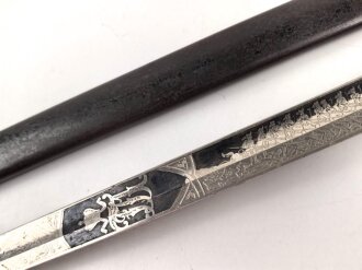 Preußen, Kavallerie Degen KD89 für einen Angehörigen im " Husaren Regiment No. 16"  Doppelseitig Geäzte Klinge, Klingenschraube anscheinend verkantet eingedreht, Griff wackelt