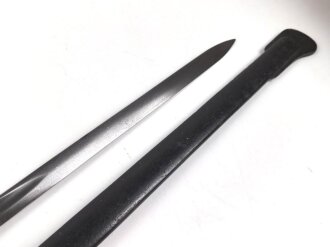 Preußen, Kavallerie Degen KD89 für einen Angehörigen im " Husaren Regiment No. 7"  Doppelseitig Geäzte Klinge, die Scheide original lackiert. Das Griffstück mit Reparaturstelle