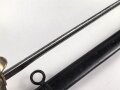 Preußen, Kavallerie Degen KD89 für einen Angehörigen im " Husaren Regiment No. 7"  Doppelseitig Geäzte Klinge, die Scheide original lackiert. Das Griffstück mit Reparaturstelle
