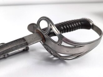 Preußen, Kavallerie Degen KD89 . Gereinigtes Stück , die doppelseitig geätzte Klinge verputzt