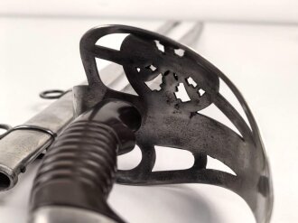 Preußen, Kavallerie Degen KD89 . Gereinigtes Stück , die doppelseitig geätzte Klinge verputzt