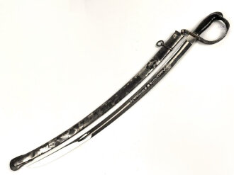 Bayern, Artillerie Extrasäbel für Mannschaften. Tolle Klinge von WK u. C. mit beidseitiger, gebäuter Klingenätzung " Zur Erinnerung an meine Dienstzeit Kgl. Bayr. 10. Feld Artillerie Reg. " Ansonsten eher bescheidener Zustand, gereinigt