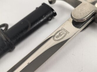 Reichswehr und frühe Wehrmacht,  Extrasäbel für Mannschaften und Unteroffiziere. Saubere Klinge von " Siegfried Waffen" Scheide Originallack, guter Gesamtzustand