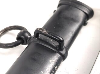 Hessen, Säbel für Infanterie Offiziere. Sauibere Klinge von Eickhorn Solingen mit beidseitiger Ätzung . Die Scheide neuzeitlich lackiert, sonst guter Gesamtzustand