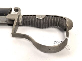 Preußen,  Artillerie Säbel Modell 1848 , Eigentumstück mit verputzter, beidseitiger Klingenätzung. Die Scheide original brüniert