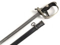 Preußen,  Kavallerie Säbel Modell 1852/ 79. Eigentumstück mit beidseitig geätzter Klinge und Klappbügelgefäß. In Teilen überarbeitetes Stück mit ordentlichem Gesamteindruck