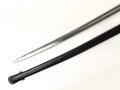 Preußen,  Kavallerie Säbel Modell 1852/ 79. Eigentumstück mit beidseitig geätzter Klinge und Klappbügelgefäß. In Teilen überarbeitetes Stück mit ordentlichem Gesamteindruck