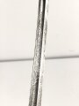 Preußen,  Kavallerie Säbel Modell 1852/ 79. Eigentumstück mit beidseitig geätzter Klinge und Klappbügelgefäß. In Teilen überarbeitetes Stück mit ordentlichem Gesamteindruck