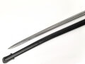 Preußen,  Kavallerie Säbel Modell 1852/ 79. Eigentumstück mit beidseitig geätzter Klinge und Klappbügelgefäß. In Teilen überarbeitetes Stück mit ordentlichem Gesamteindruck
