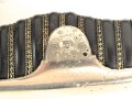 Preußen,  Kavallerie Säbel Modell 1852/ 79. Eigentumstück mit beidseitig geätzter Klinge und Klappbügelgefäß. In Teilen überarbeitetes Stück mit ordentlichem Gesamteindruck