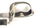Preußen,  Kavallerie Säbel Modell 1952/ 79. Eigentumstück mit beidseitig geätzter Klinge und Klappbügelgefäß. In Teilen überarbeitetes Stück mit ordentlichem Gesamteindruck