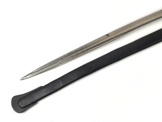 Preußen,  Kavallerie Säbel Modell 1852/ 79. Eigentumstück mit Pfeife, sogenannter "Feldwebelsäbel" Gereinigtes Stück, die Scheide neuzeitlich lackiert