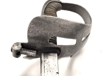 Preußen,  Kavallerie Säbel Modell 1952/ 79. Eigentumstück mit Pfeife, sogenannter "Feldwebelsäbel" Gereinigtes Stück, die Scheide neuzeitlich lackiert
