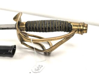 Preußen,  Pallasch für Kürassiere, Doppelseitig geätzte Klinge, die Scheide vermutlich neuzeitlich lackiert. Guter Gesamtzustand