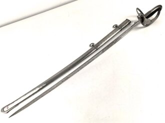 Bayern, Säbel für einen Angehörigen der Kavallerie. Eigentumstück in gutem Zustand mit beidseitiger Klingenätzung " In treue Fest"