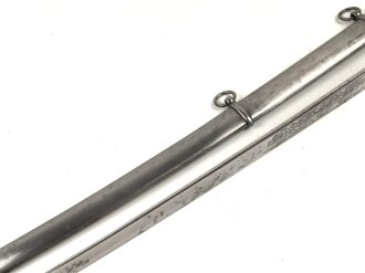 Bayern, Säbel für einen Angehörigen der Kavallerie. Eigentumstück in gutem Zustand mit beidseitiger Klingenätzung " In treue Fest"