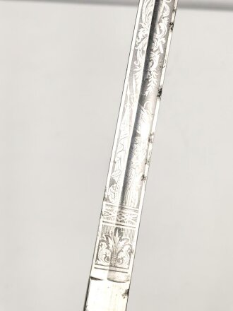 Preußen Säbel, höchstwahrscheinlich für Polizei. Doppelseitige Klingenätzung, guter Gesamtzustand