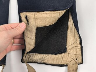 Kaiserreich, dunkelblaue Hose für berittene . Eigentumstück in Offiziersqualität. Getragen, ungereinigt