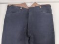 Kaiserreich, dunkelblaue Hose für berittene . Eigentumstück in Offiziersqualität. Getragen, ungereinigt