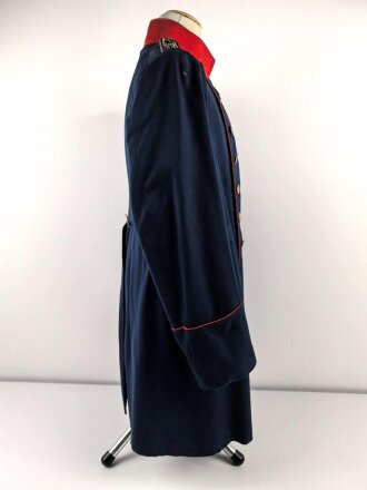 Bayern, Überrock / Mantel für einen Offizier im 6. Infanterie Regiment Kaiser Wilhelm, König von Preussen. Getragenes Eigentumstück mit Altersspuren, ungereinigt