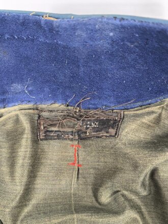 Bayern, Überrock / Mantel für einen Offizier im 6. Infanterie Regiment Kaiser Wilhelm, König von Preussen. Getragenes Eigentumstück mit Altersspuren, ungereinigt