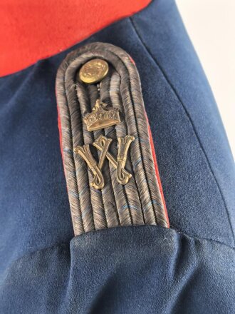 Bayern, Überrock / Mantel für einen Offizier im 6. Infanterie Regiment Kaiser Wilhelm, König von Preussen. Getragenes Eigentumstück mit Altersspuren, ungereinigt