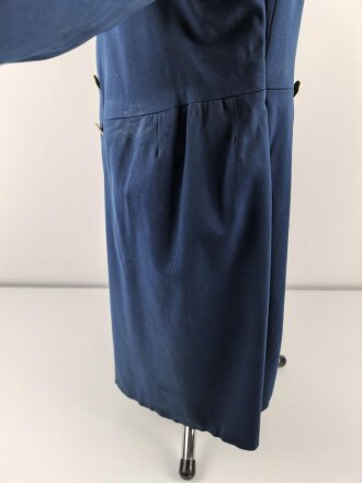 Bayern, Überrock / Mantel für einen Offizier im 6. Infanterie Regiment Kaiser Wilhelm, König von Preussen. Getragenes Eigentumstück mit Altersspuren, ungereinigt