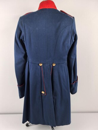 Bayern, Überrock / Mantel für einen Offizier im 6. Infanterie Regiment Kaiser Wilhelm, König von Preussen. Getragenes Eigentumstück mit Altersspuren, ungereinigt