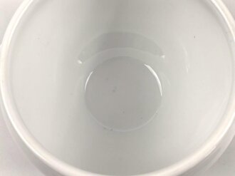 Luftwaffe, Kantinenporzellan große Terrine mit Löwenköpfen, Durchmesser etwa 24cm, Hersteller Heinrich Bavaria 1940. Gebraucht