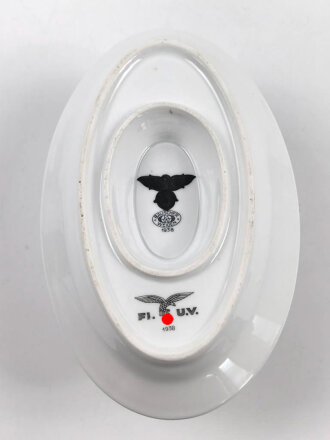 Luftwaffe, Kantinenporzellan Sauciere, Hersteller Bauscher Weiden 1938. Gesamtlänge 25cm, gebraucht