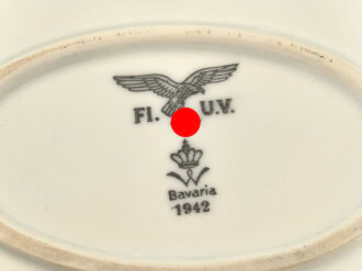 Luftwaffe, Kantinenporzellan, große Vorlegeplatte, Gesamtlänge 41cm, Hersteller Bavaria 1942. Gebraucht