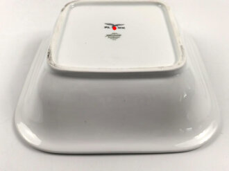 Luftwaffe, Kantinenporzellan große, eckige Schale, Kantenlänge 26cm, Hersteller Krautheim Selb Bavaria 1938. Gebraucht
