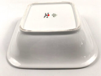 Luftwaffe, Kantinenporzellan große, eckige Schale, Kantenlänge 26cm, Hersteller Krautheim Selb Bavaria 1938. Gebraucht