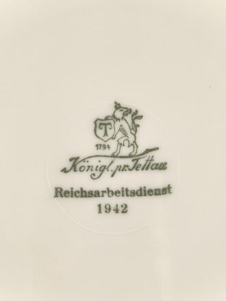 Reichsarbeitsdienst, Kantinenporzellan flacher Teller, Hersteller Köngl. pr. Tettau 1942. Durchmesser 23cm, gebraucht