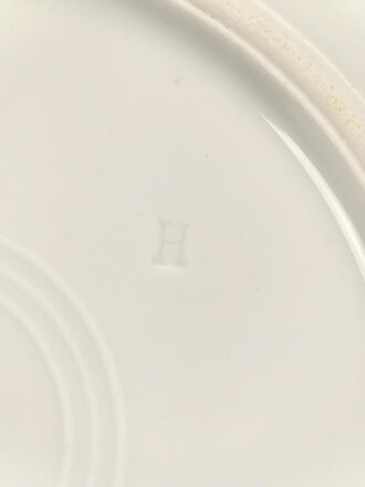 Heer, Kantinenporzellan flacher Teller, Hersteller Kaestner Saxonia 1934. Durchmesser 23cm, gebraucht