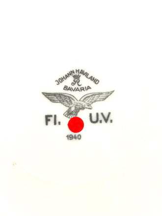 Luftwaffe, Kantinenporzellan flacher Teller, Durchmesser 23cm, Hersteller Johann Haviland Bavaria 1940. Gebraucht