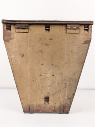 Transportkasten zum Entfernungsmesser 09 der Wehrmacht. Originallack, sehr selten