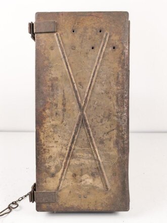 Transportkasten zum Entfernungsmesser 09 der Wehrmacht. Originallack, sehr selten