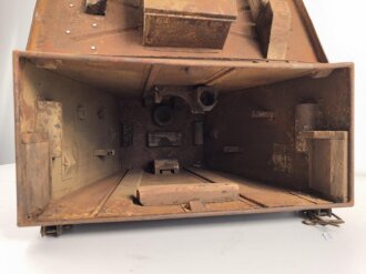 Transportkasten zum Entfernungsmesser 09 der Wehrmacht. Originallack, sehr selten