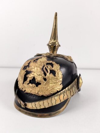 Hessen, Pickelhaube für Offiziere . Neuzeitliche Sammleranfertigung, Kopfgrösse gemessen 58