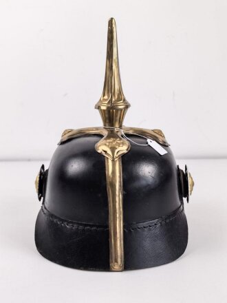 Hessen, Pickelhaube für Offiziere . Neuzeitliche Sammleranfertigung, Kopfgrösse gemessen 58