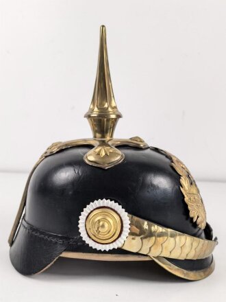 Hessen, Pickelhaube für Offiziere . Neuzeitliche Sammleranfertigung, Kopfgrösse gemessen 58