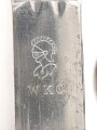Dolch für Offiziere der Kriegsmarine, beidseitig geätzte, saubere Klinge von WKC, die Vergoldung meist vergangen, das Portepee mit Tragespuren