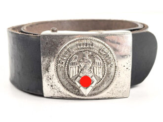 Koppel für Angehörige der Hitlerjugend. Zusammengehörig, getragegen, das Schloos Eisen vernickelt ohne Hersteller. Gesamtlänge des Riemen 80cm