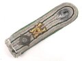 Heer, einzelnes Schulterstück für einen Beamten der Heeresverwaltung, Länge etwa 11,5cm, Nebenfarbe wiesengrün